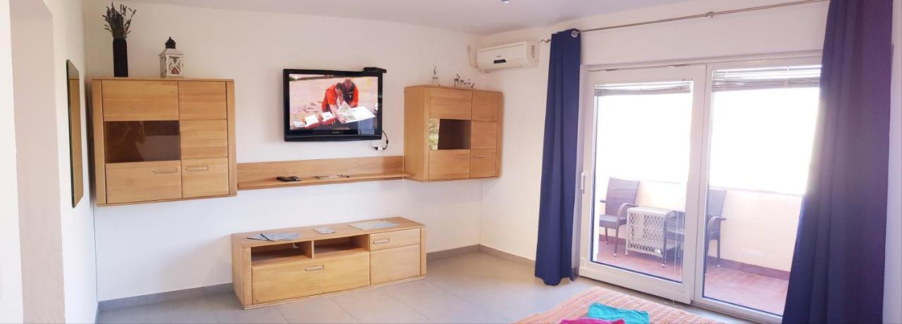 Apartmani Zem, Krk Крк Екстер'єр фото