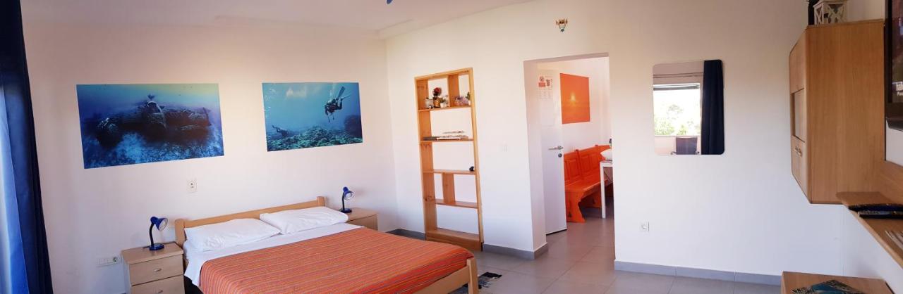 Apartmani Zem, Krk Крк Екстер'єр фото