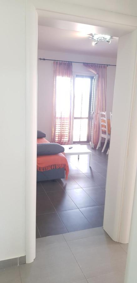 Apartmani Zem, Krk Крк Екстер'єр фото